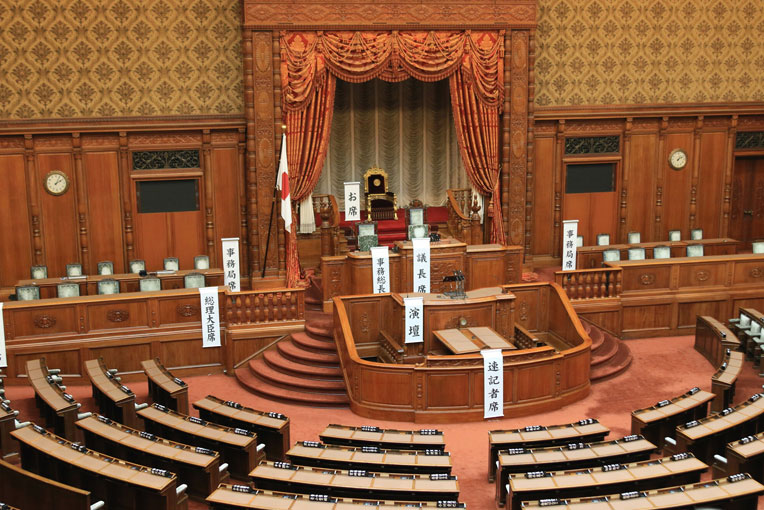 参議院本会議場